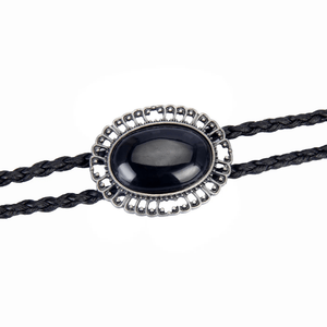 Bolo tie med svart oval sten och silverdetaljer Silver