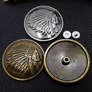 Concho i metall med indianskt hövdingmotiv