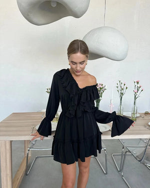 Klänning volang