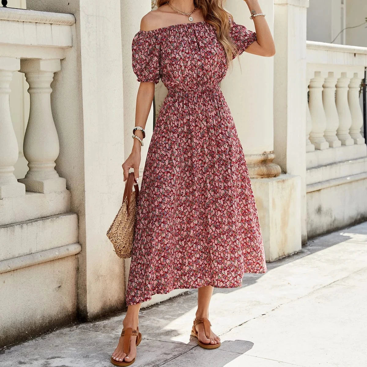 Blommig off shoulder klänning