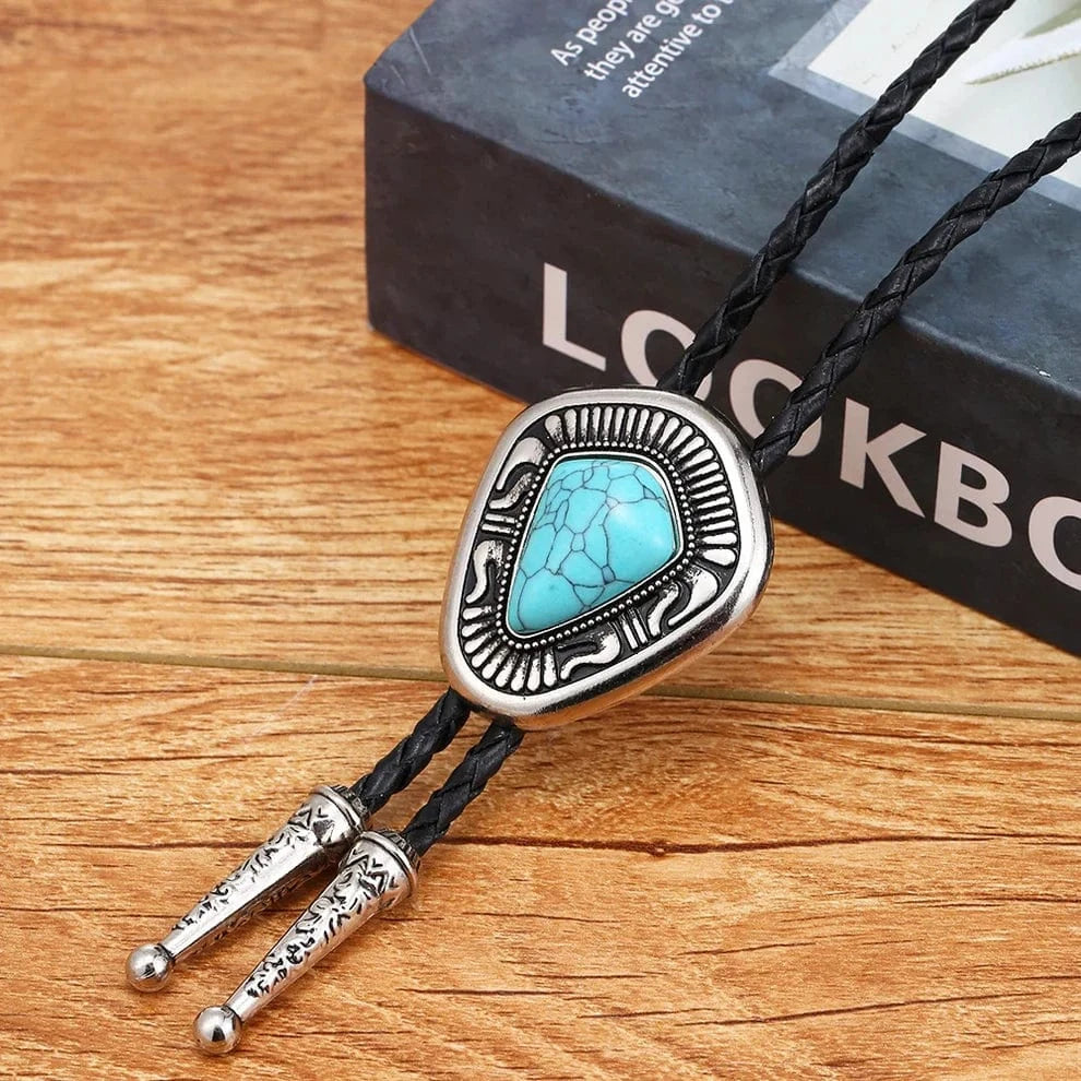 Bolo tie i diamantformad metall med natursten