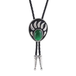 Bolo tie i silverfärgad björntassdesign med ädelstenslook Grön