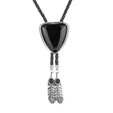 Bolo tie i triangelform med fjäderdetalj och natursten Svart 2