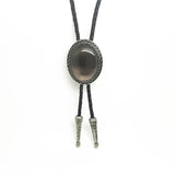 Bolo tie med glasdetalj och ovalt vintagehänge Morkgrå