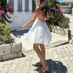 Broderad klänning vit