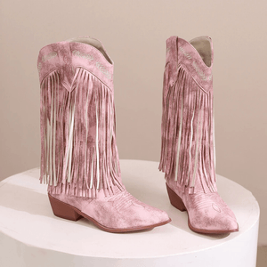 Cowboy boots mocka dam