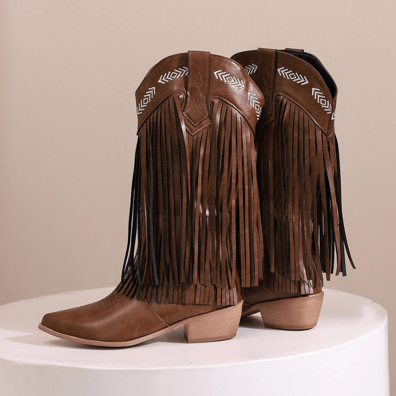 Cowboy boots mocka dam