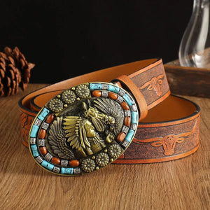 Cowboybälte i bohemisk stil med turkosa detaljer och snidade blommönster