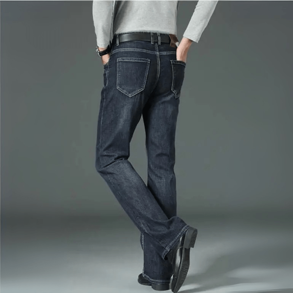 Mörkblå utsvängda jeans för herr