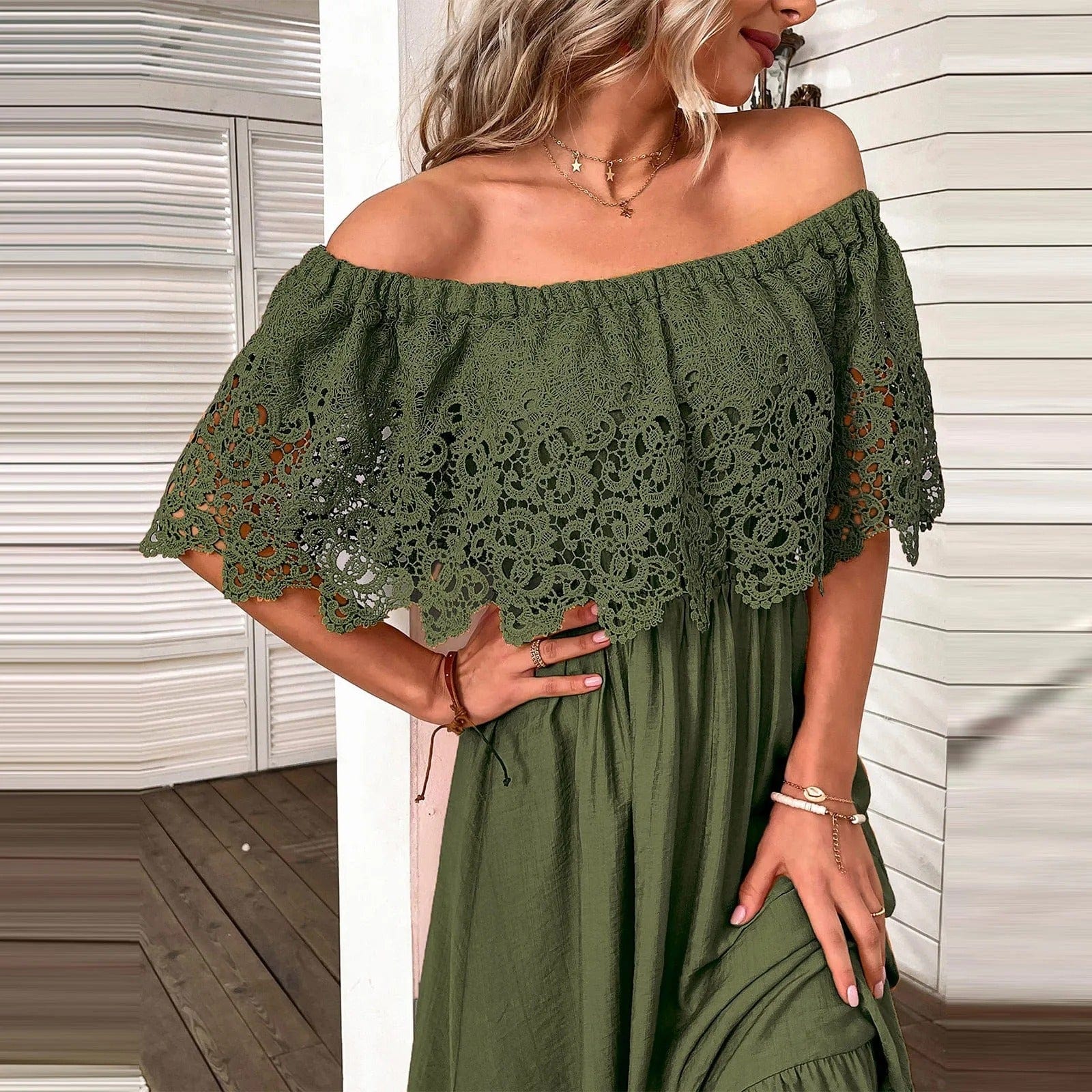 Off shoulder klänning sommar