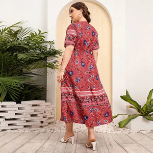 Plus size klänning i bohemisk stil