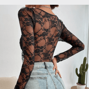 Svart body blus i skir spets