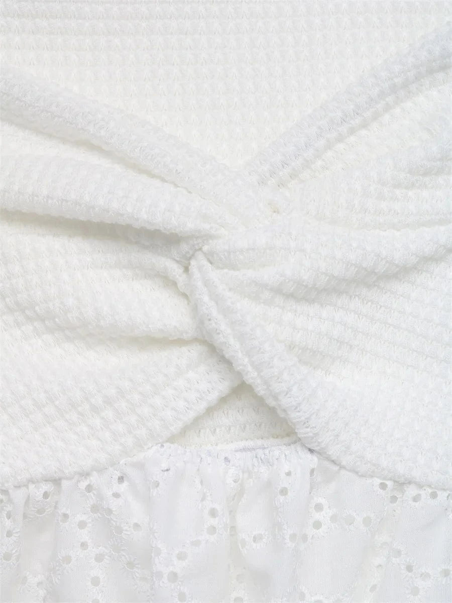 Vit off shoulder-blus i broderie anglaise med knutdetalj