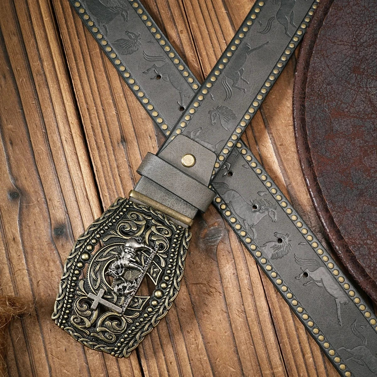 Westernbälte med häst och cowboy
